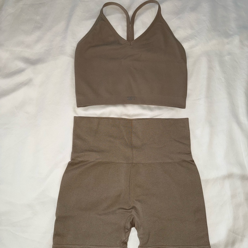 SET Active Brown Sports Bra and Shorts Set